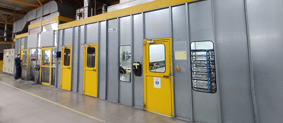 Robotic Painting Line